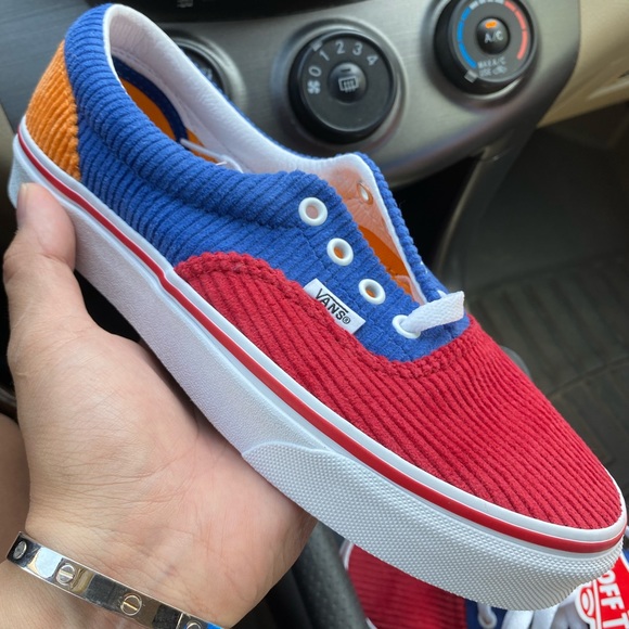 Vans Shoes - Curduroy Vans brand new size 6 men’s